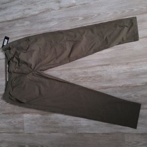 Western Rise Spectrum Joggers (Olive) - New With Tags